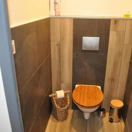 Hébergement de vacances 4 * Avec Bain Finlandais Et Parc Animalier